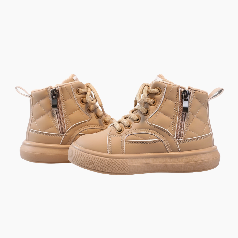 Barn med POLARIS vinterkängor – varma, bekväma och vattentåliga – Kivela